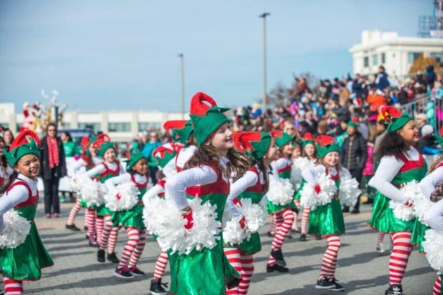 Dominion Christmas Parade 2016